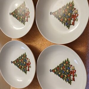 Jamestown China Christmas Treasure Soup Bowl 8 Inches Gold Trim Set Of 4